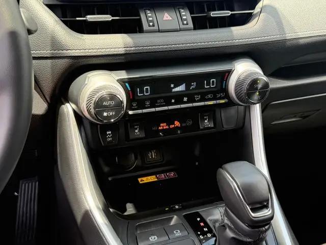 2025 Toyota RAV4 Hybrid XLE Premium