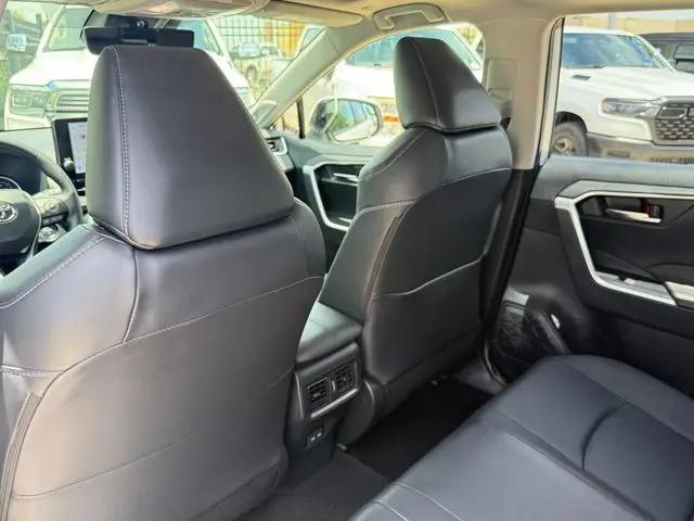 2025 Toyota RAV4 Hybrid XLE Premium