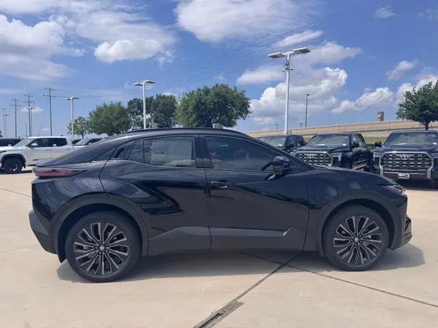 2026 Toyota C-HR XSE
