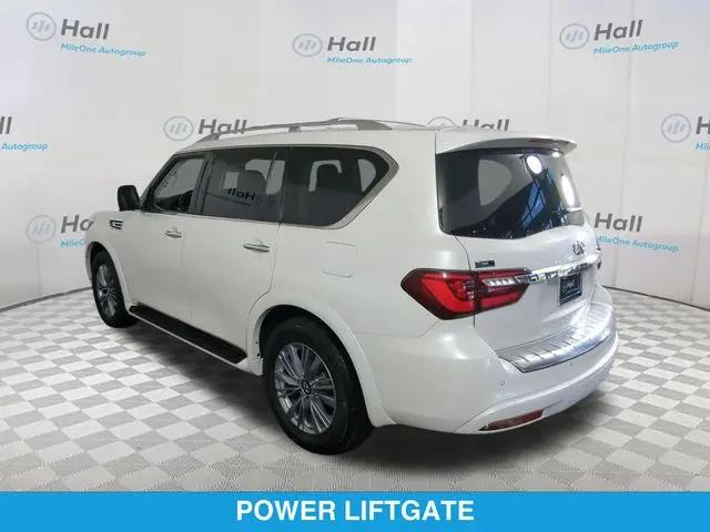 2023 INFINITI QX80 LUXE