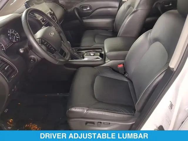 2023 INFINITI QX80 LUXE