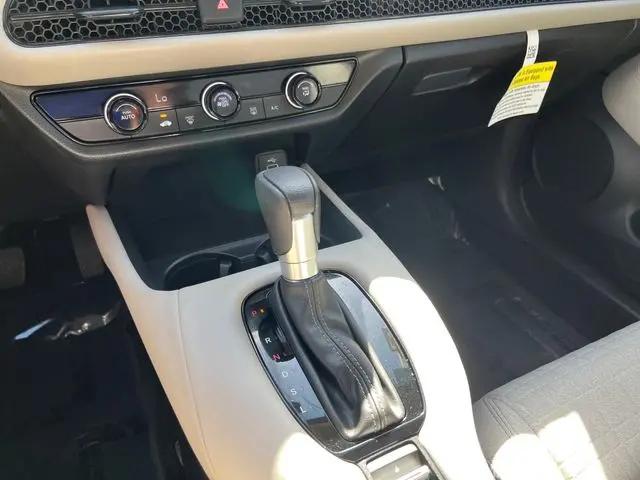 2025 Honda HR-V AWD LX