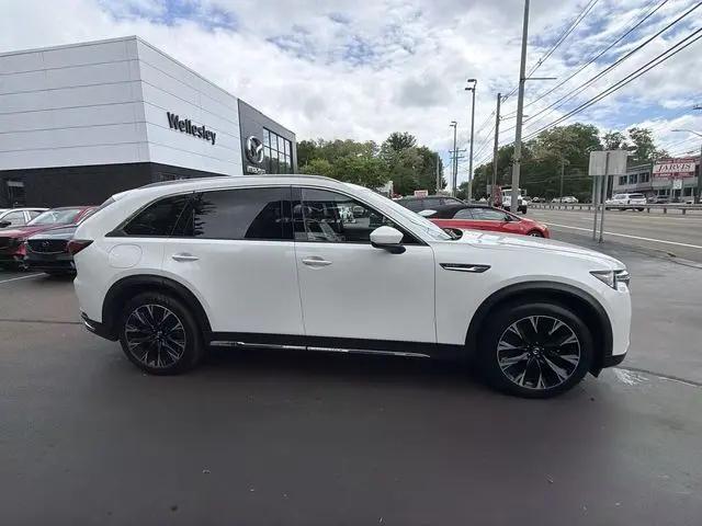 2024 Mazda X-90 Premium Plus