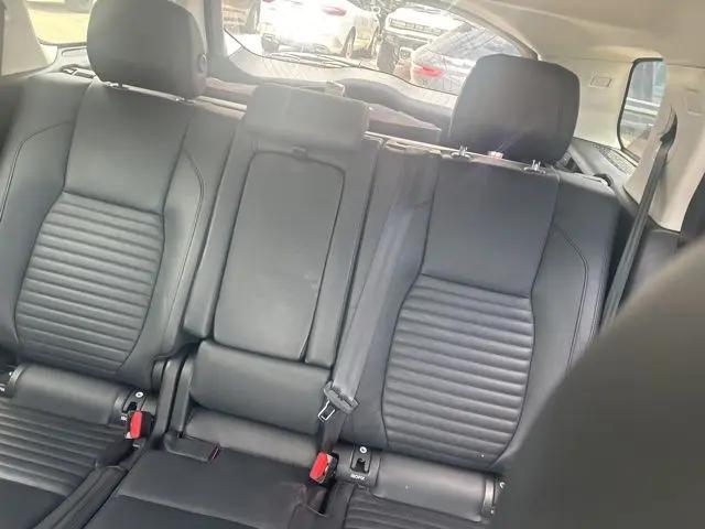 2022 Land Rover Discovery Sport S