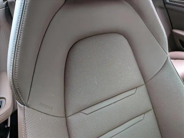 2023 Porsche Panamera Platinum Edition