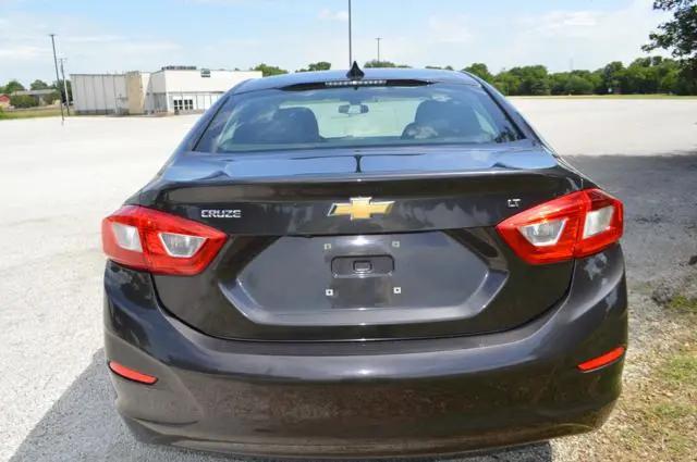 2017 Chevrolet Cruze LT Auto