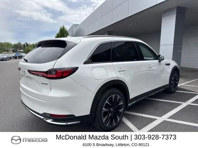 2024 Mazda X-90 Premium Plus