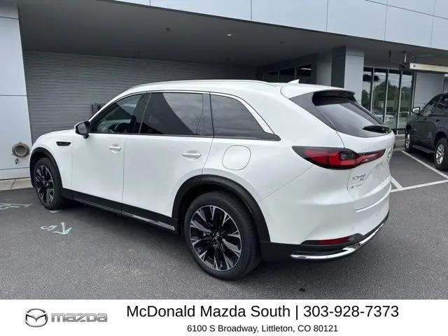 2024 Mazda X-90 Premium Plus