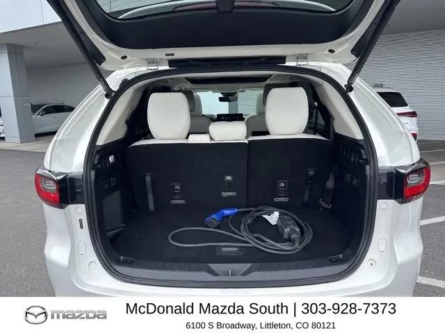 2024 Mazda X-90 Premium Plus