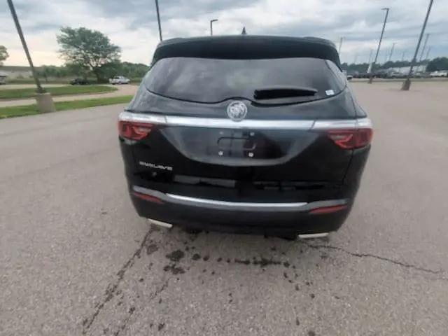 2023 Buick Enclave Essence FWD