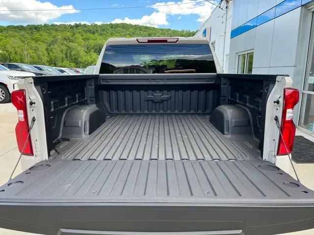 2026 Chevrolet Silverado 1500 4WD Crew Cab Short Bed RST