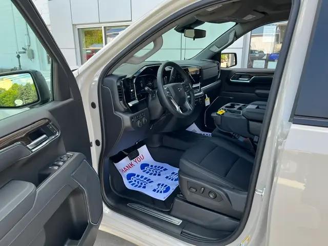 2026 Chevrolet Silverado 1500 4WD Crew Cab Short Bed RST