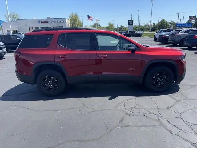 2023 GMC Acadia AWD AT4