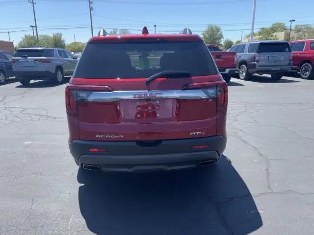 2023 GMC Acadia AWD AT4