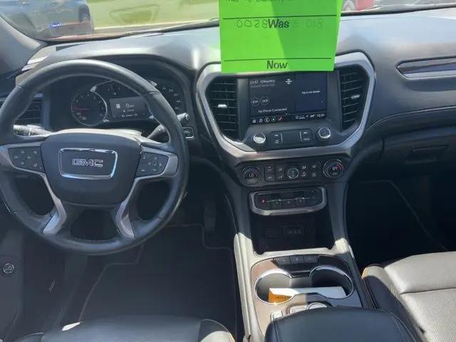 2023 GMC Acadia AWD AT4