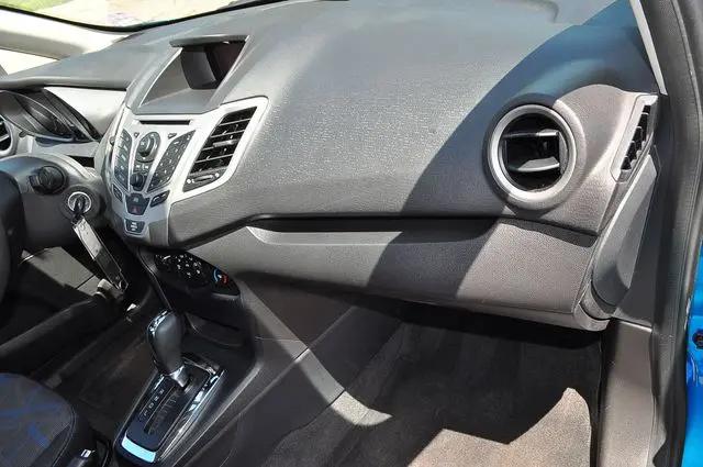 2013 Ford Fiesta SE