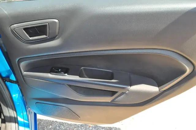 2013 Ford Fiesta SE