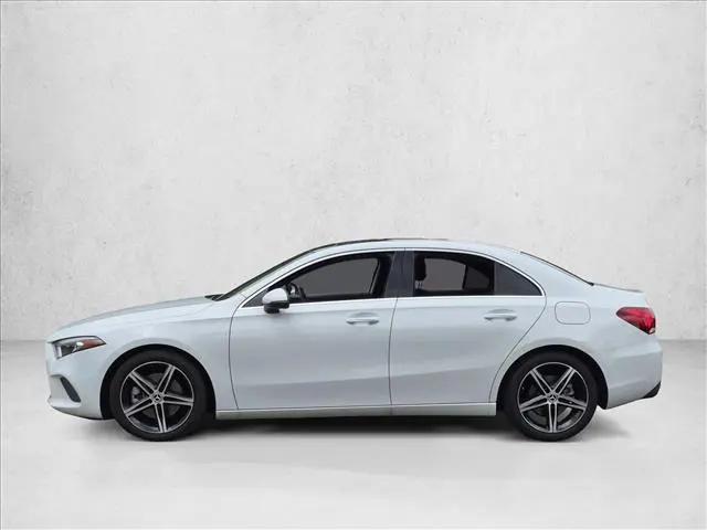 2020 Mercedes-Benz A 220 A 220