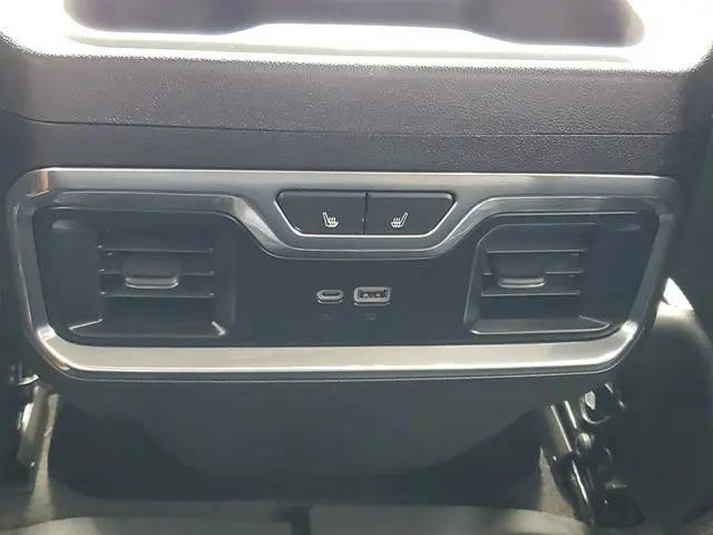 2024 GMC Sierra 3500HD 4WD Crew Cab Standard Bed Denali