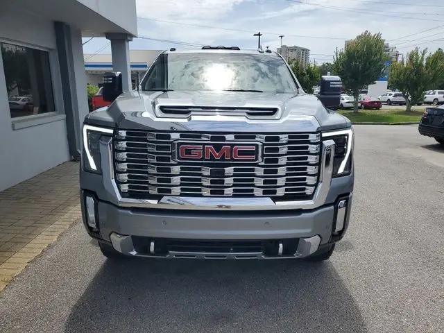 2024 GMC Sierra 3500HD 4WD Crew Cab Standard Bed Denali