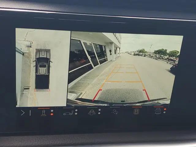 2024 GMC Sierra 3500HD 4WD Crew Cab Standard Bed Denali