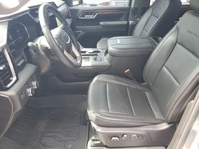 2024 GMC Sierra 3500HD 4WD Crew Cab Standard Bed Denali
