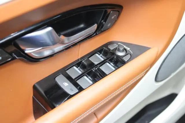 2012 Land Rover Range Rover Evoque Pure Plus