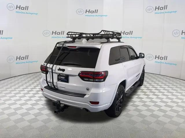 2022 Jeep Grand Cherokee Laredo X 4x4