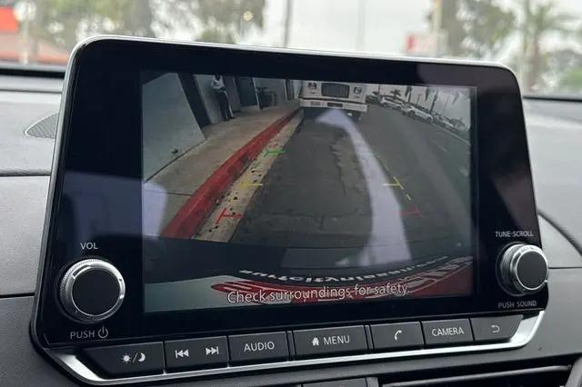 2026 Nissan Altima SV FWD