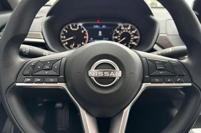 2026 Nissan Altima SV FWD