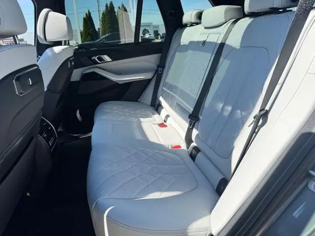2024 BMW X5 xDrive50e