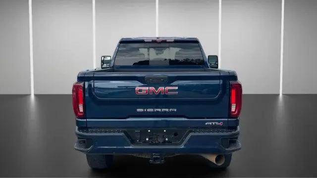 2022 GMC Sierra 2500HD 4WD Crew Cab Standard Bed AT4