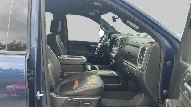 2022 GMC Sierra 2500HD 4WD Crew Cab Standard Bed AT4