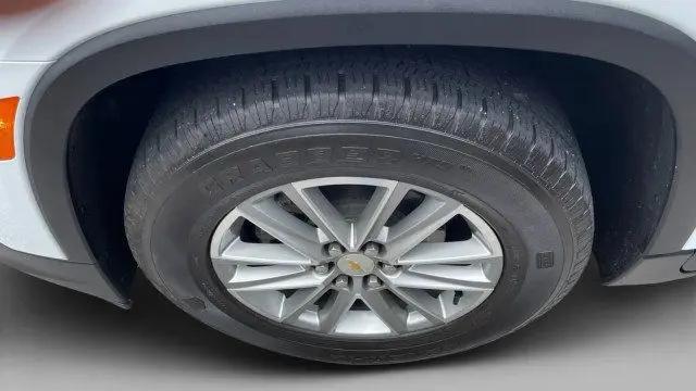 2023 Chevrolet Traverse AWD LT Leather