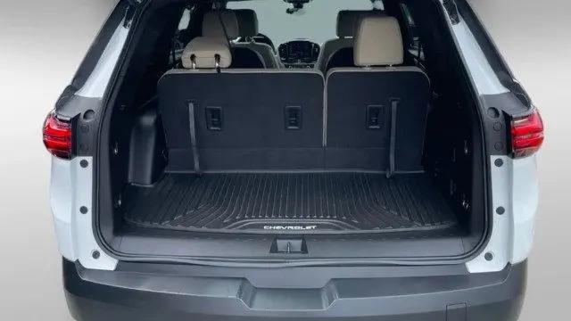 2023 Chevrolet Traverse AWD LT Leather