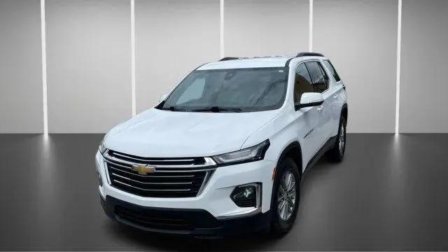 2023 Chevrolet Traverse AWD LT Leather