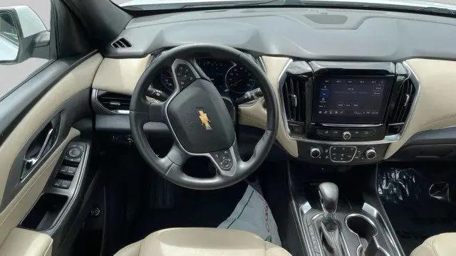 2023 Chevrolet Traverse AWD LT Leather