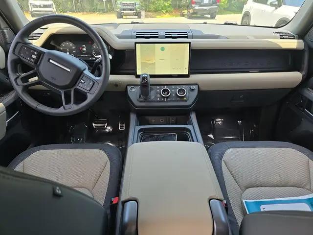 2024 Land Rover Defender 110 P400 X