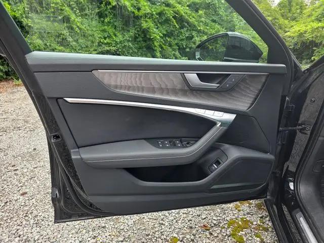 2024 Audi A6 Premium Plus 45 TFSI quattro S tronic