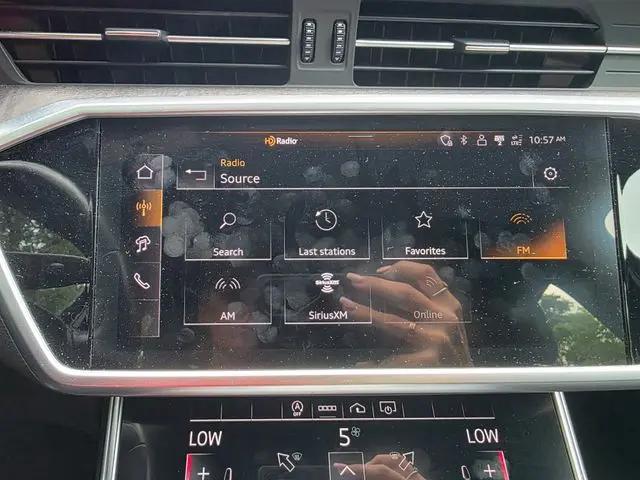 2024 Audi A6 Premium Plus 45 TFSI quattro S tronic