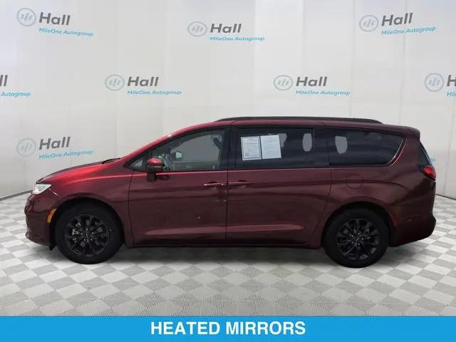 2021 Chrysler Pacifica Touring L