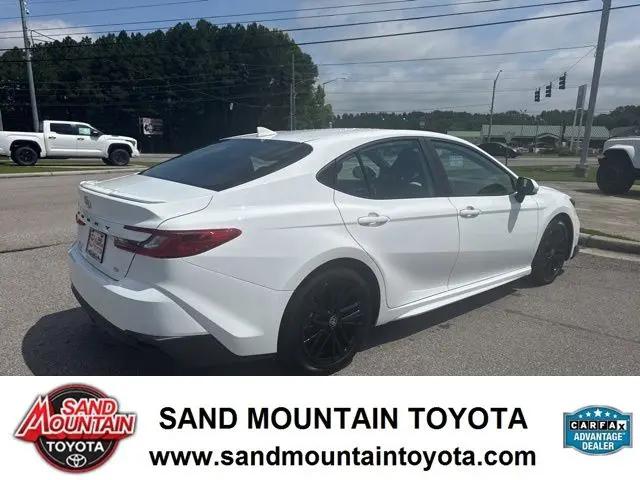 2025 Toyota Camry SE