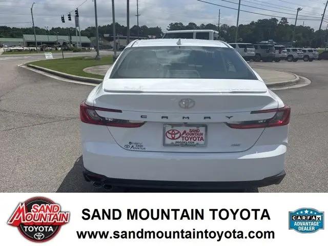 2025 Toyota Camry SE