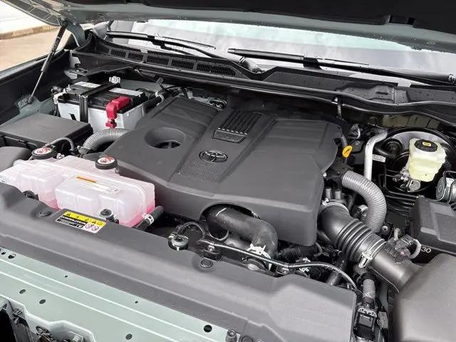 2026 Toyota Tundra SR5 CrewMax 5.5' Bed