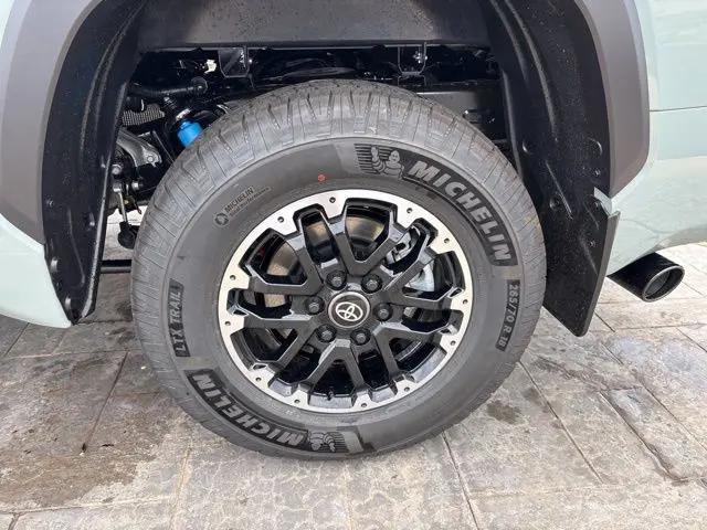 2026 Toyota Tundra SR5 CrewMax 5.5' Bed