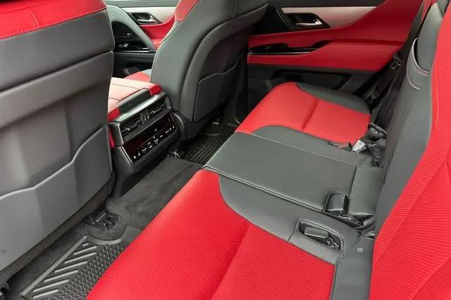 2026 Lexus LX F SPORT Handling