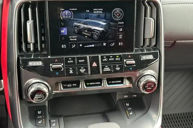 2026 Lexus LX F SPORT Handling
