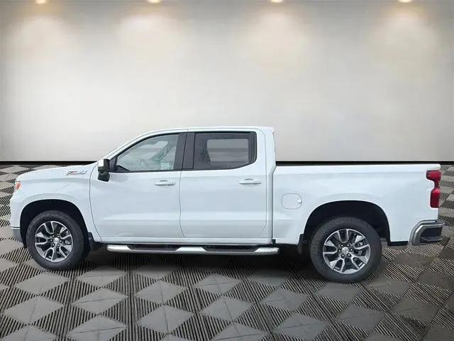 2026 Chevrolet Silverado 1500 4WD Crew Cab Standard Bed LT