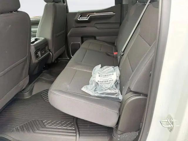 2026 Chevrolet Silverado 1500 4WD Crew Cab Standard Bed LT
