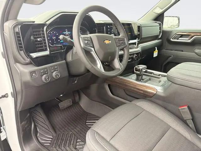 2026 Chevrolet Silverado 1500 4WD Crew Cab Standard Bed LT